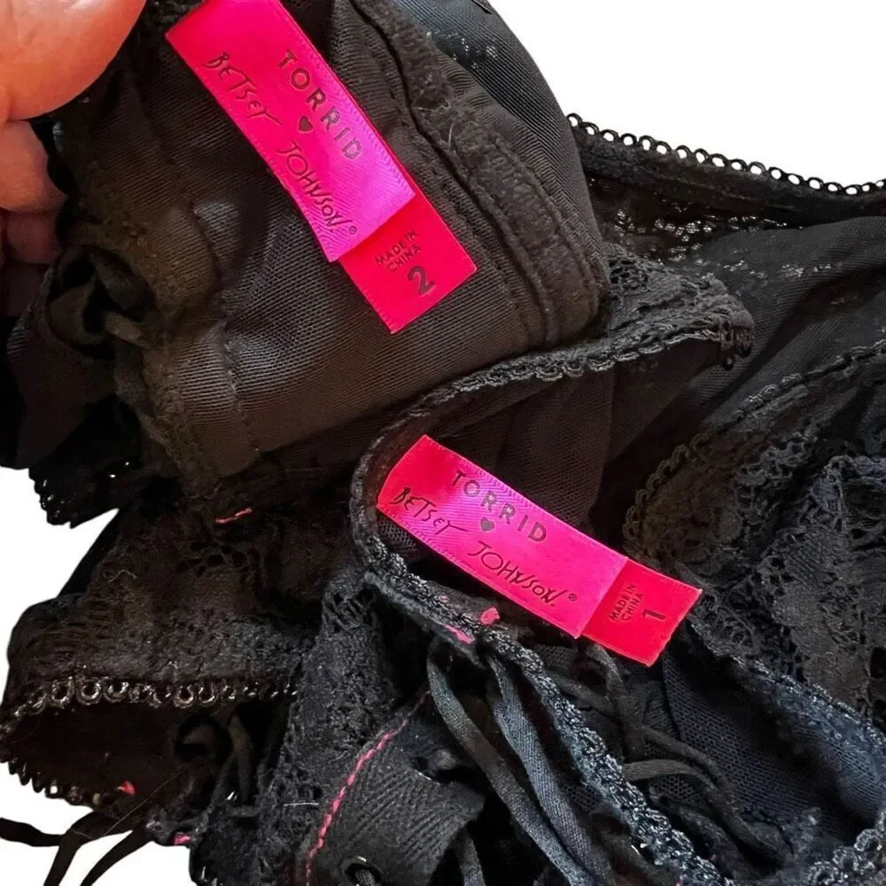 Torrid x Betsey Johnson Womens 2X Top 1X Bottoms Lace Corset High Waist Thong - Picture 7 of 9